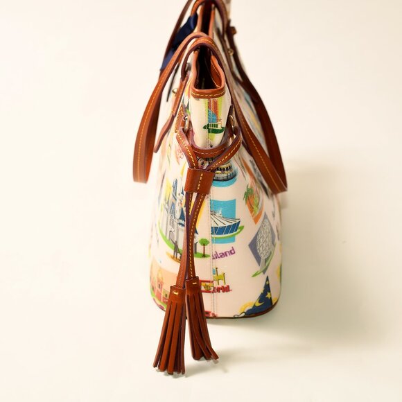 Disney Parks Dooney & Bourke WDW Sketch Shopper Tote NWT! - Picture 3 of 10